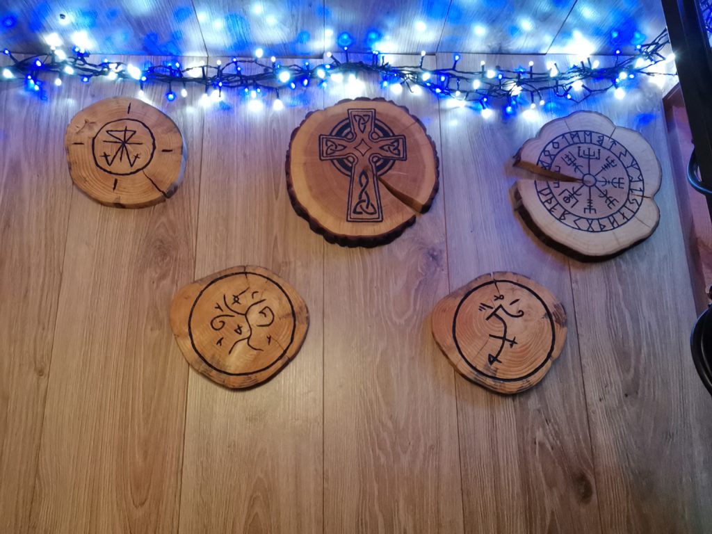 Various pieces of woodart by Spud Murphy